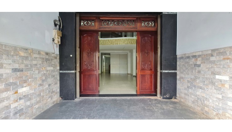 Cho thuê nhà Mặt Tiền Lũy Bán Bích q.Tân Phú, 100m²,2Lầu- NGAY UBND QUẬN